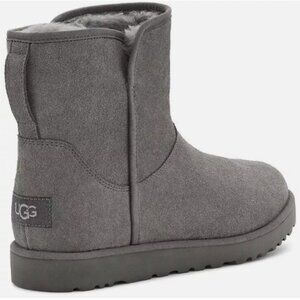 Ugg Corey Boots in Grey